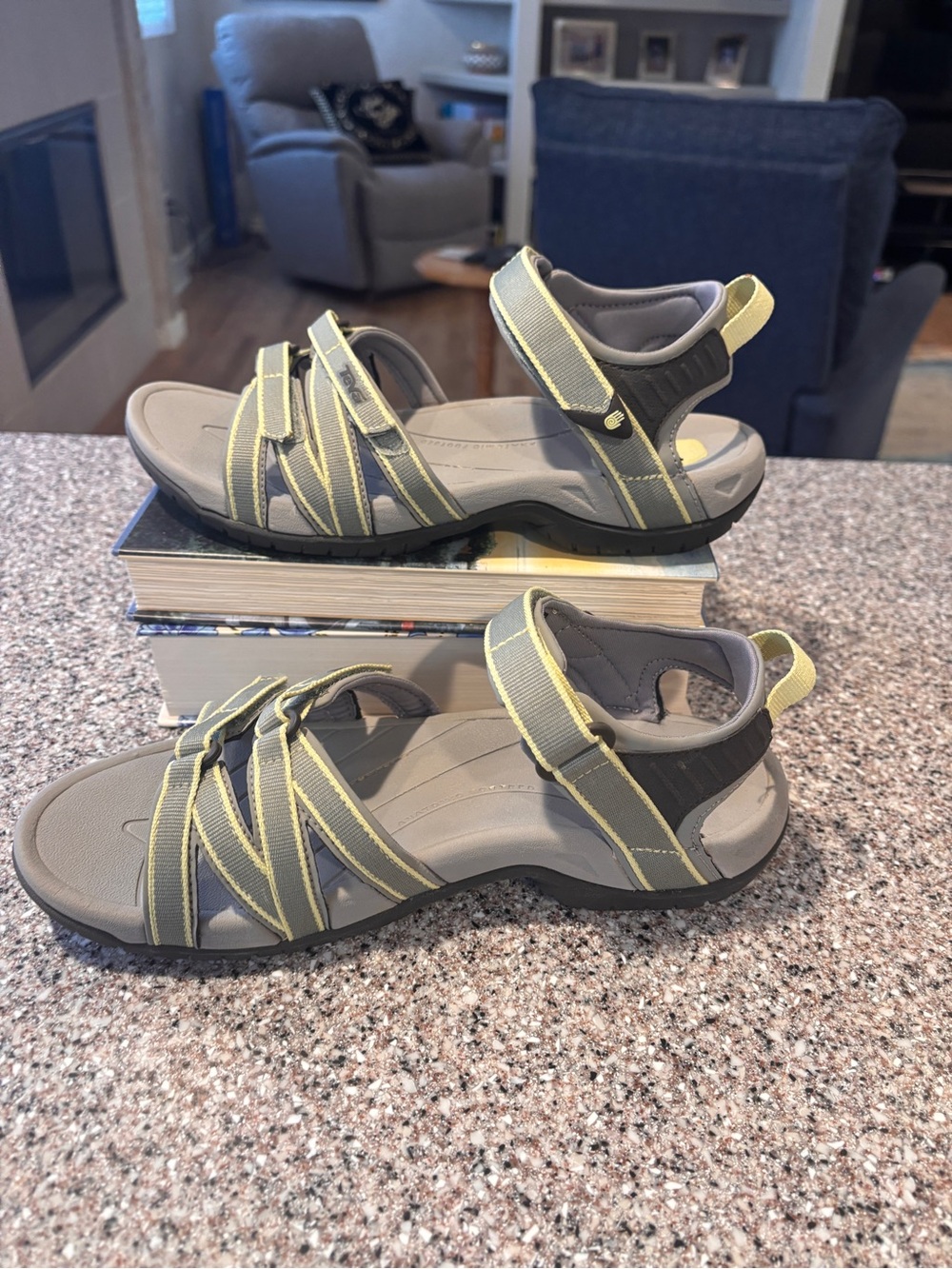 Teva Tirra Sport Sandals Gray Lime Green Strappy Hiking Water Women's Size 9 - Picture 4 of 6